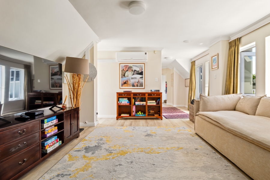 7 Bedroom Property for Sale in Belvidere Estate Western Cape